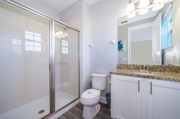 Image No.22-6 Bed Property for sale