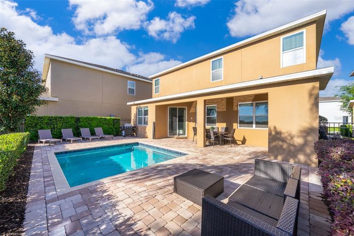 Image No.3-6 Bed Property for sale