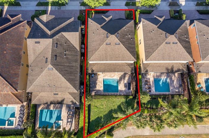 Image No.41-6 Bed Property for sale