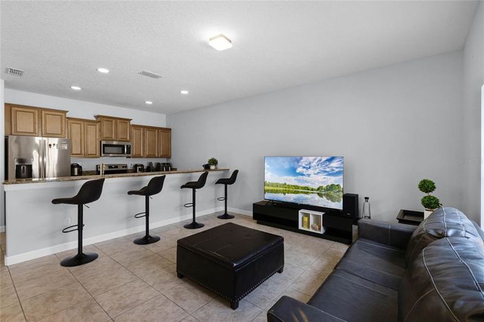 Image No.12-4 Bed Townhouse for sale