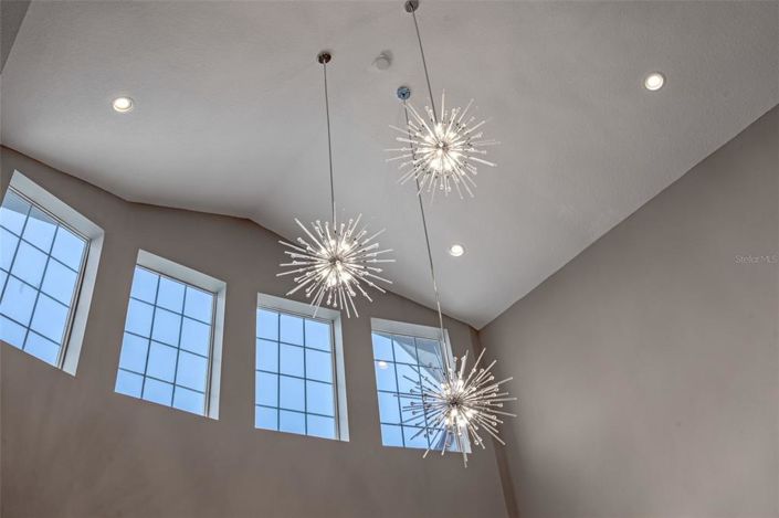 Image No.23-7 Bed Property for sale