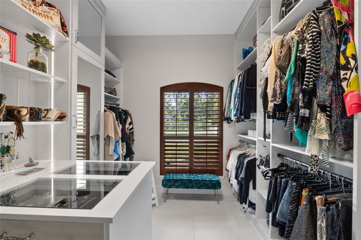 Image No.21-3 Bed Property for sale