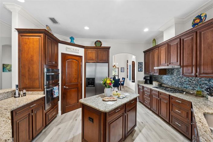 Image No.34-3 Bed Property for sale