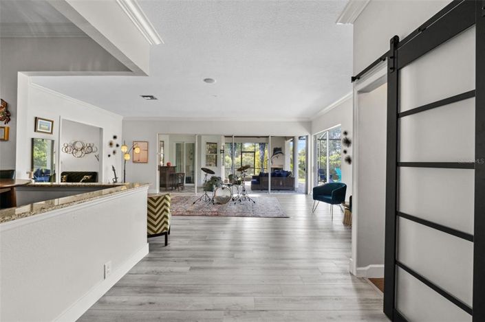 Image No.40-3 Bed Property for sale