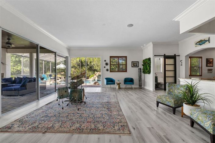 Image No.44-3 Bed Property for sale