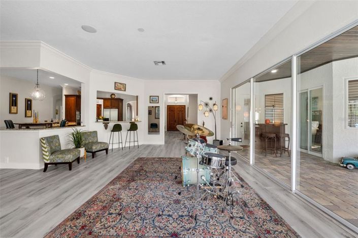 Image No.46-3 Bed Property for sale