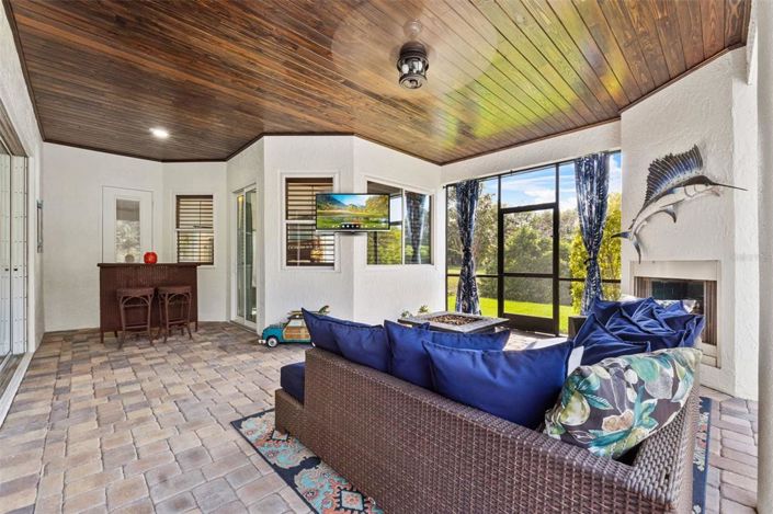 Image No.47-3 Bed Property for sale