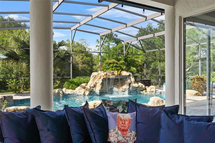 Image No.51-3 Bed Property for sale