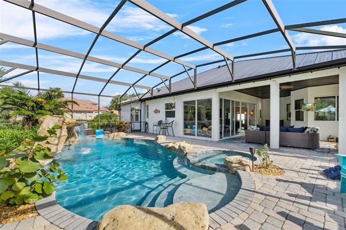 Image No.52-3 Bed Property for sale