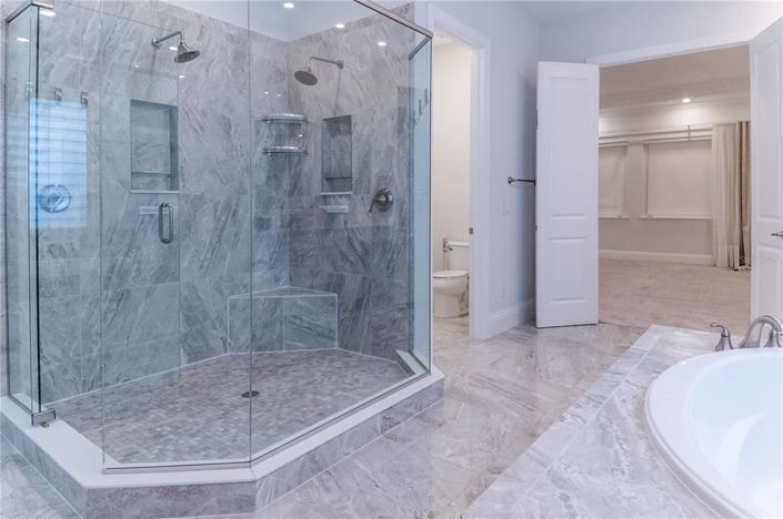 Image No.27-5 Bed Property for sale