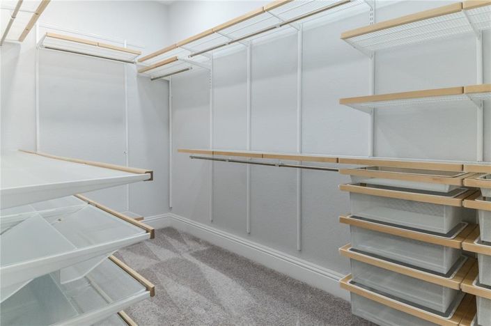 Image No.36-5 Bed Property for sale