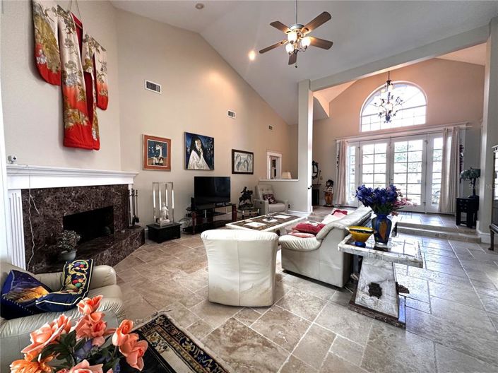 Image No.5-4 Bed Property for sale