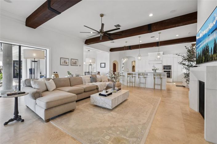 Image No.14-5 Bed Property for sale