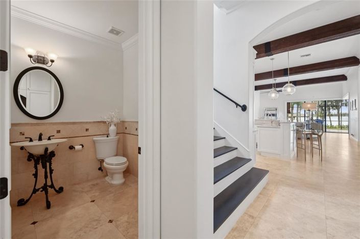 Image No.29-5 Bed Property for sale