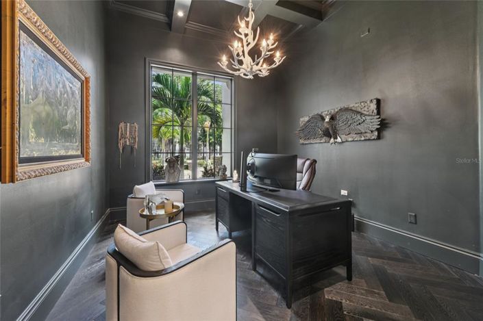 Image No.30-5 Bed Property for sale