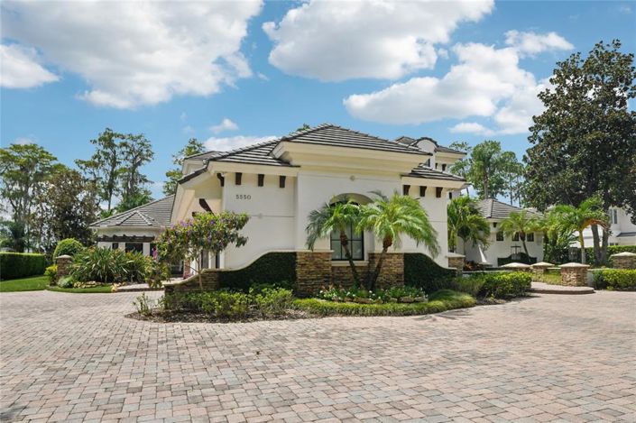 Image No.6-5 Bed Property for sale