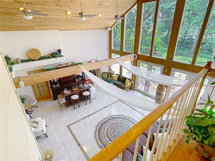 Image No.27-8 Bed Property for sale