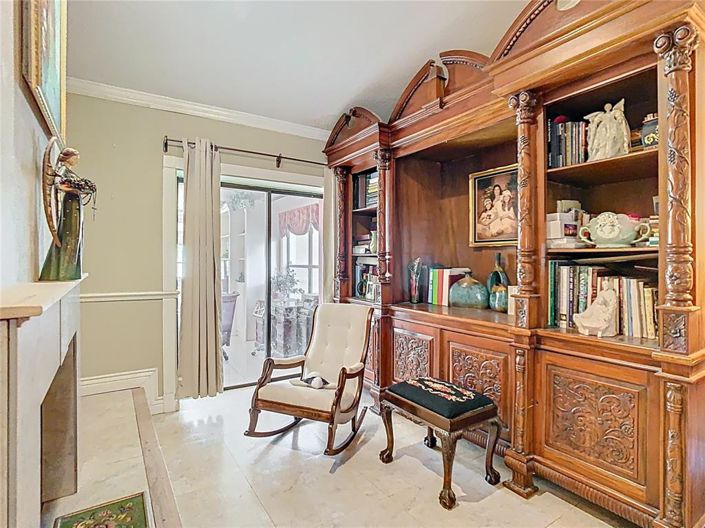 Image No.33-8 Bed Property for sale