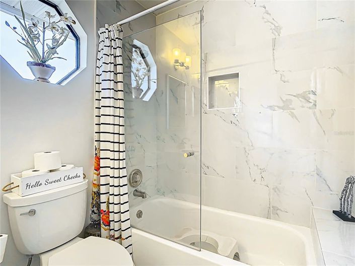 Image No.49-8 Bed Property for sale