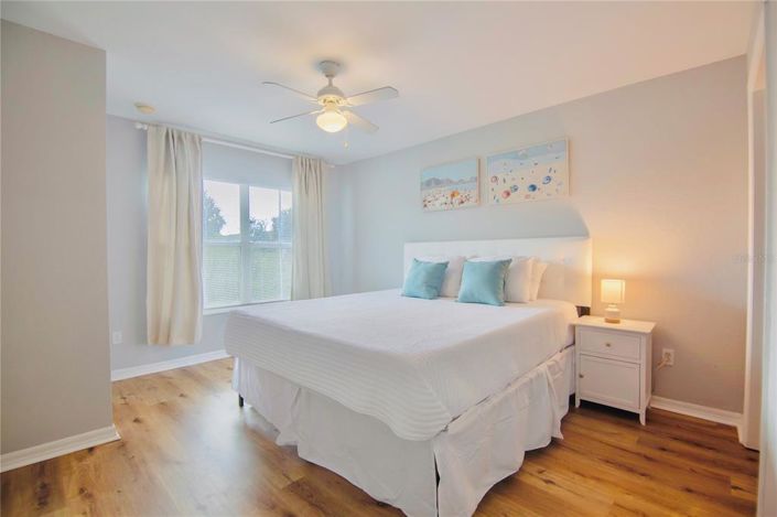 Image No.11-4 Bed Townhouse for sale