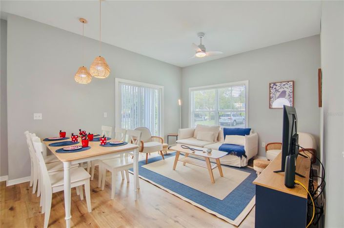 Image No.3-4 Bed Townhouse for sale