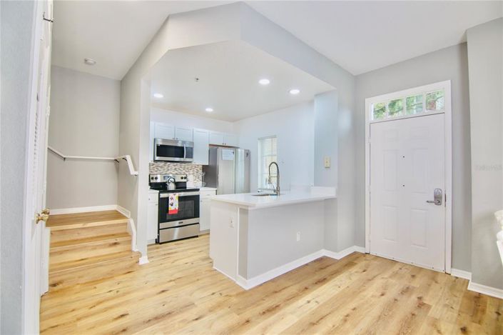 Image No.7-4 Bed Townhouse for sale