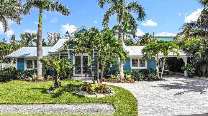 Image No.13-3 Bed Property for sale