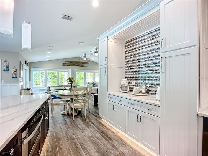 Image No.40-3 Bed Property for sale