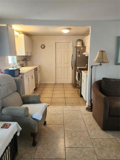 Image No.18-3 Bed Property for sale