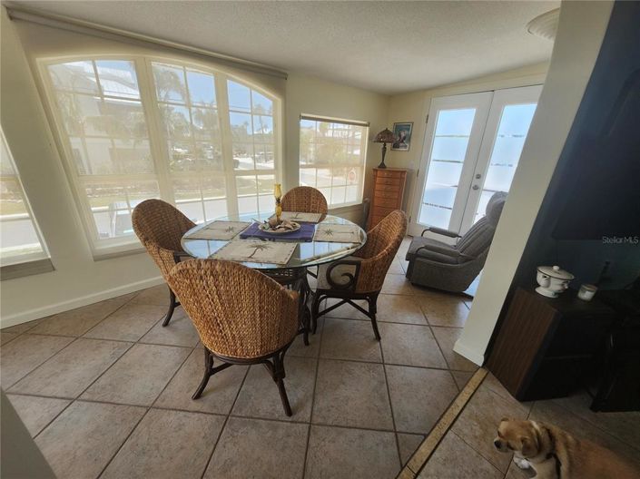 Image No.3-3 Bed Property for sale