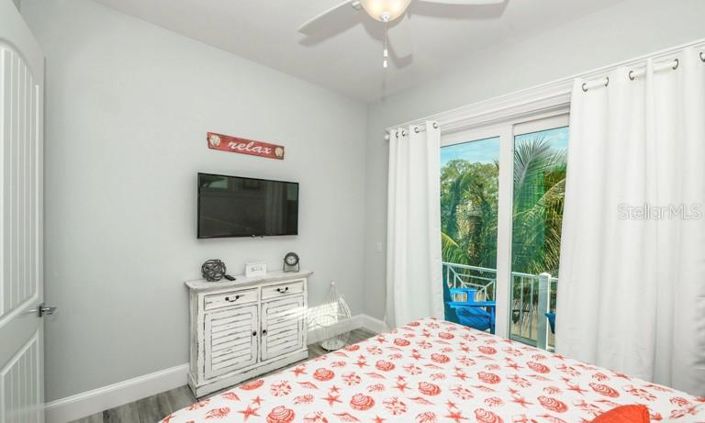 Image No.15-4 Bed Property for sale