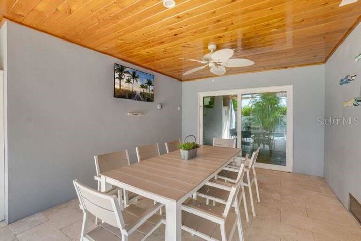 Image No.41-4 Bed Property for sale