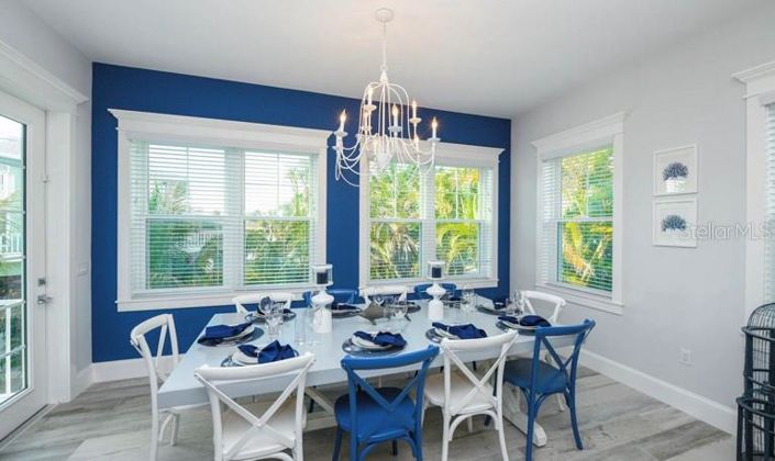 Image No.8-4 Bed Property for sale