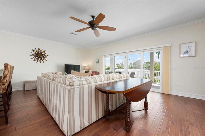 Image No.14-3 Bed Property for sale