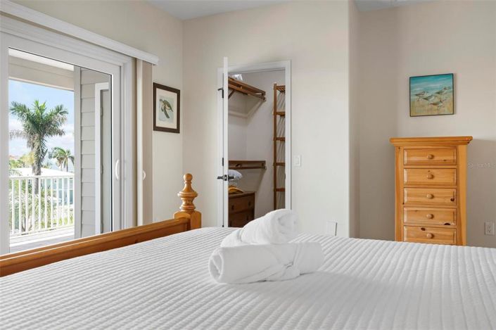 Image No.33-3 Bed Property for sale