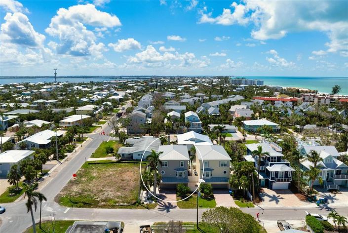 Image No.56-3 Bed Property for sale