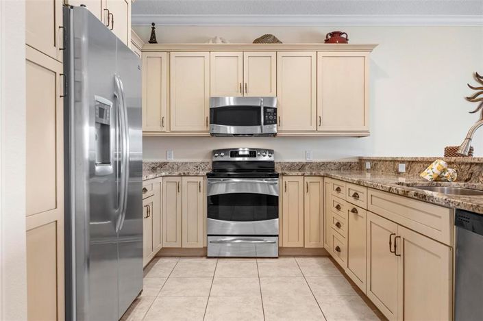 Image No.6-3 Bed Property for sale