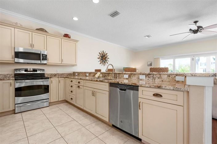 Image No.7-3 Bed Property for sale