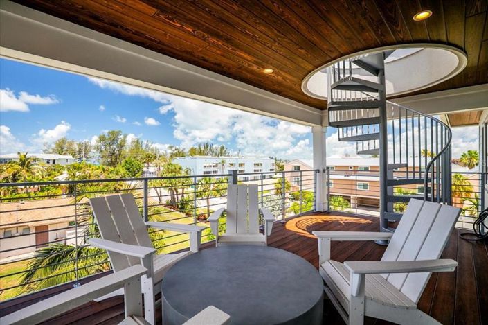 Image No.30-4 Bed Property for sale