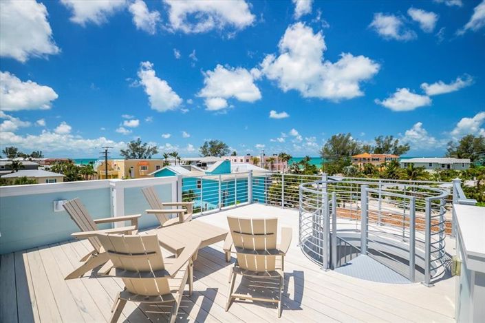 Image No.32-4 Bed Property for sale