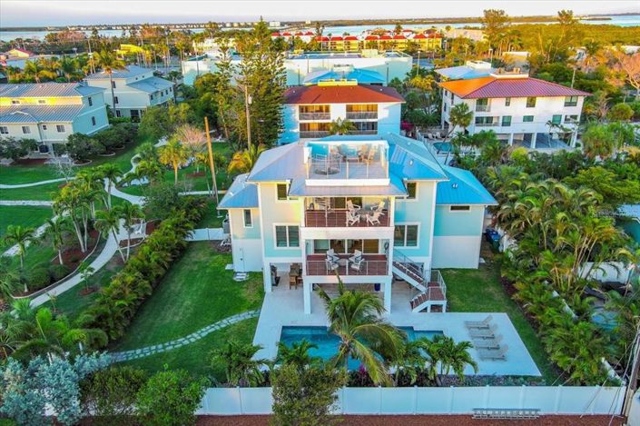 Image No.33-4 Bed Property for sale