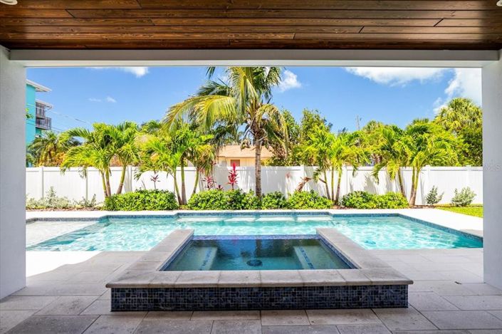 Image No.35-4 Bed Property for sale