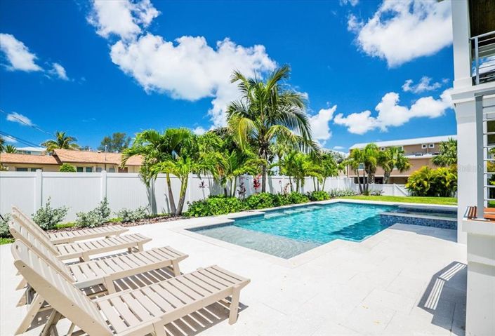 Image No.36-4 Bed Property for sale