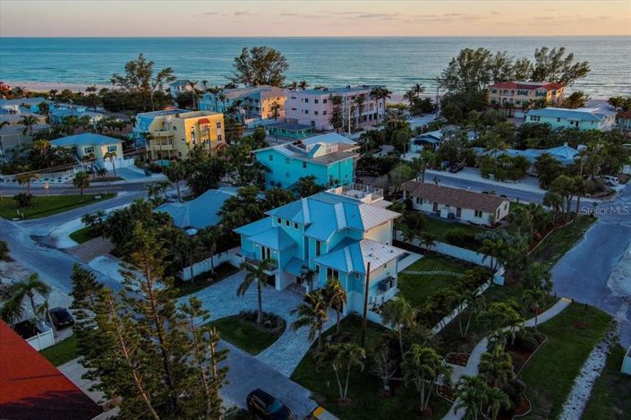 Image No.46-4 Bed Property for sale