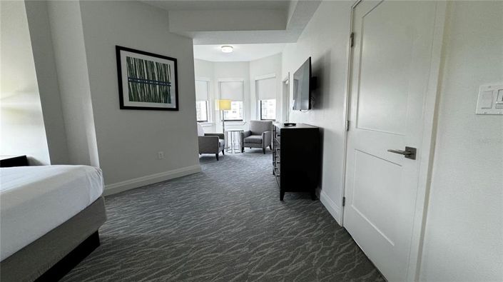 Image No.10-3 Bed Property for sale