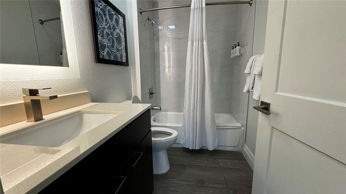 Image No.18-3 Bed Property for sale