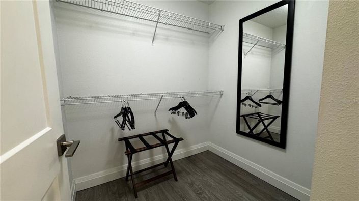 Image No.21-3 Bed Property for sale