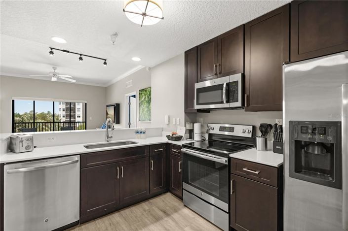 Image No.18-3 Bed Property for sale