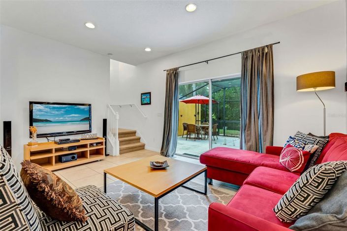 Image No.16-2 Bed Townhouse for sale