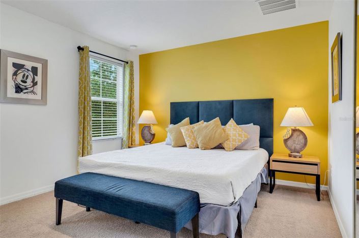 Image No.26-2 Bed Townhouse for sale